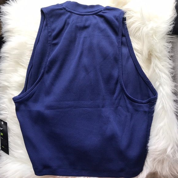 Nike women’s crop top navy blue dri fit shirt top - Picture 2 of 2